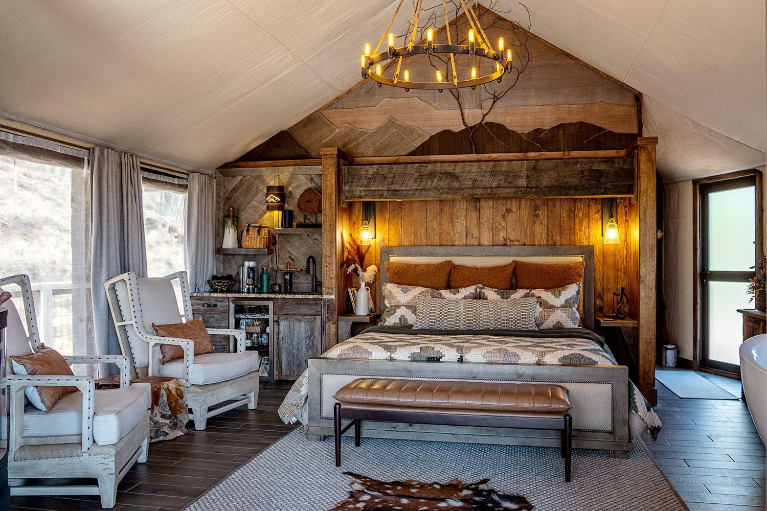 Отель Elk & Embers Mountain Hideaway Уэйнсвилл Экстерьер фото