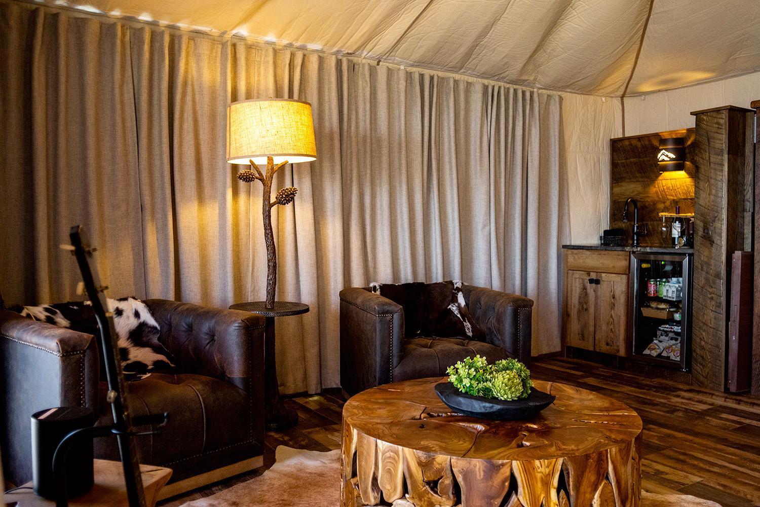 Отель Elk & Embers Mountain Hideaway Уэйнсвилл Экстерьер фото